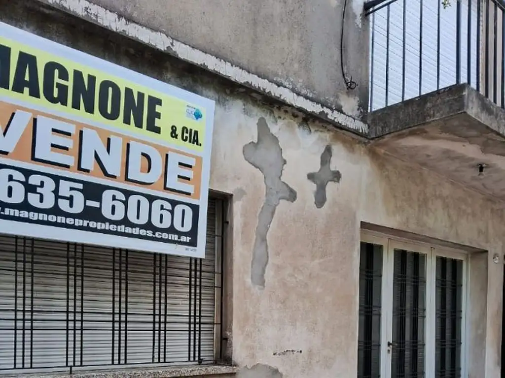 PH en venta de 2 dormitorios c/ cochera en Villa Lugano