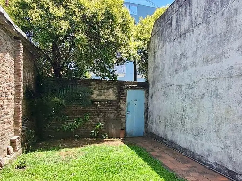 Venta Casa a Refaccionar, Florida Oeste, Centro