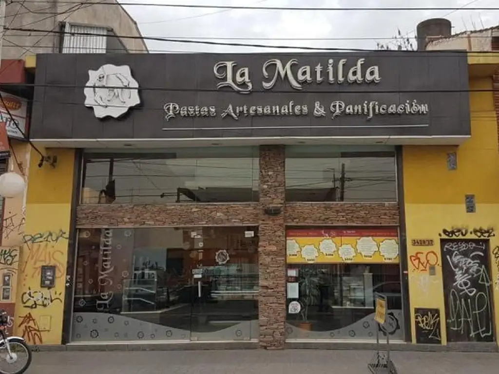 EXCELENTE LOCAL ZONA CASTELAR CENTRO