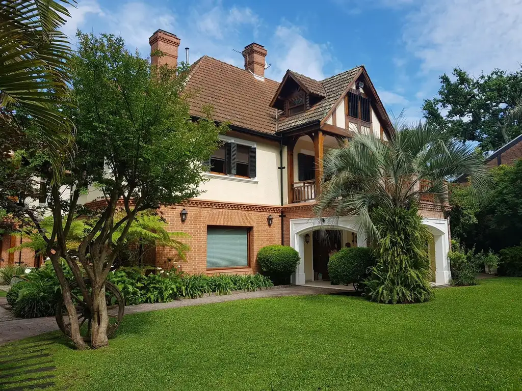 CASA EN ALQUILER EN MARTINEZ CERCA ESTACION DE TREN