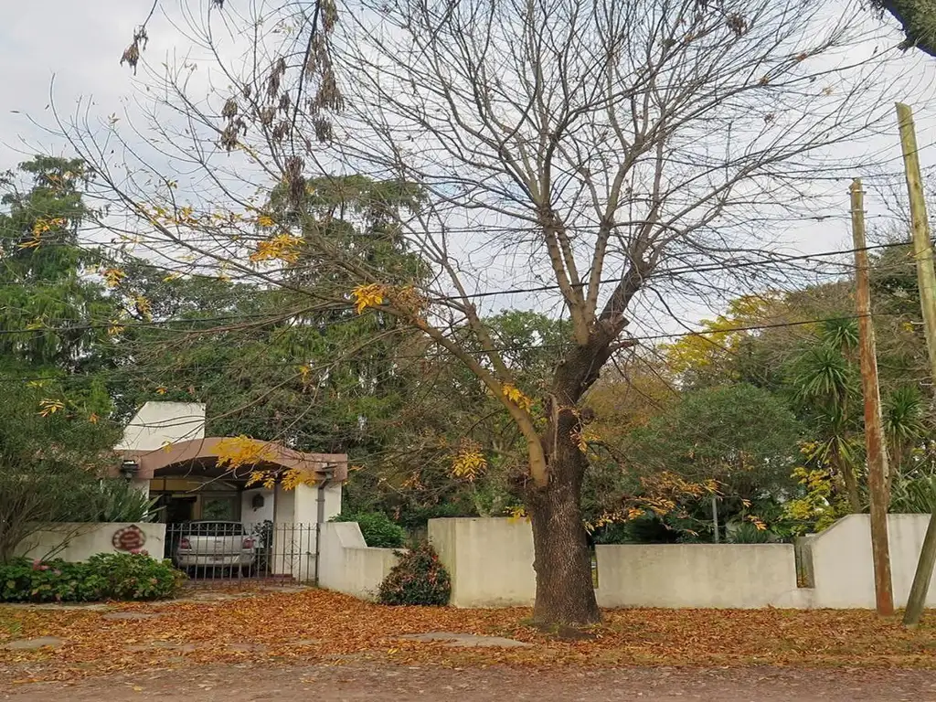 CASA tipo QUINTA con piscina y gran PARQUE - 1000 M2 - CORAZ