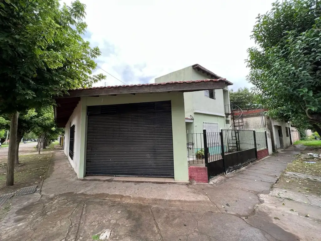 VENTA | MERLO | CASA + LOCAL + 2 DTOS | US$ 52.000