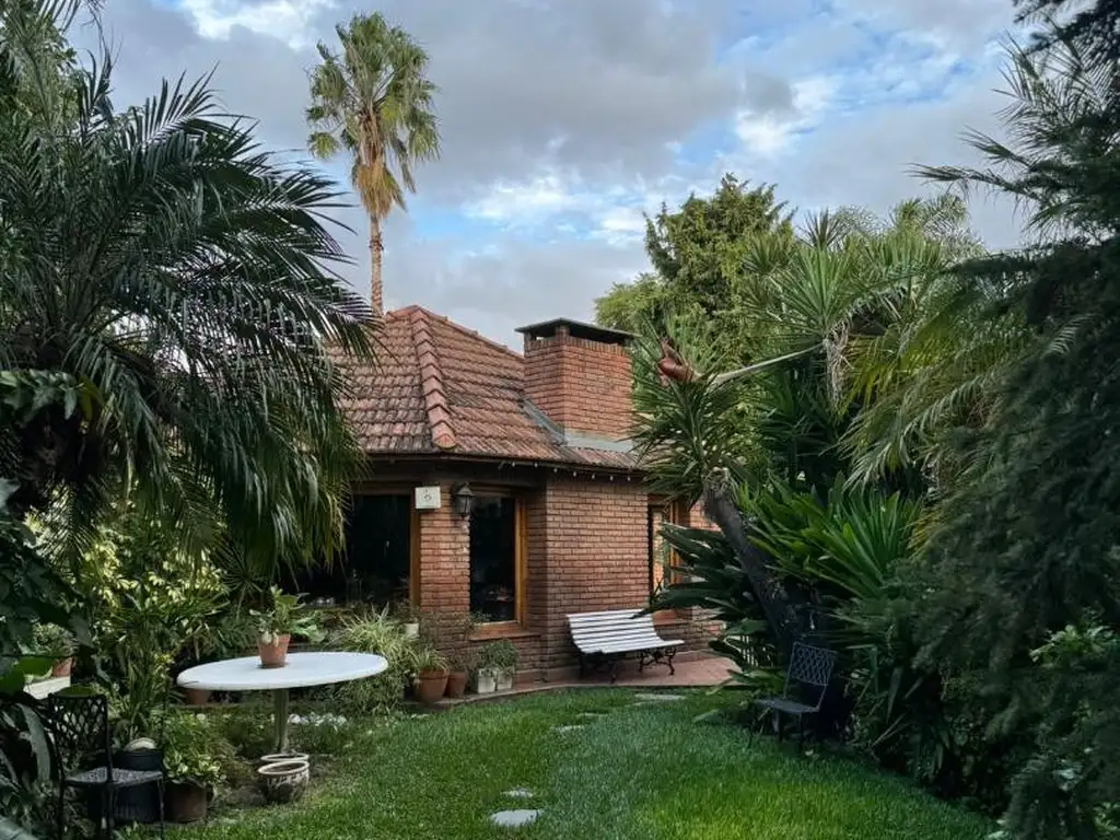 Casa a proyectar en gran terreno