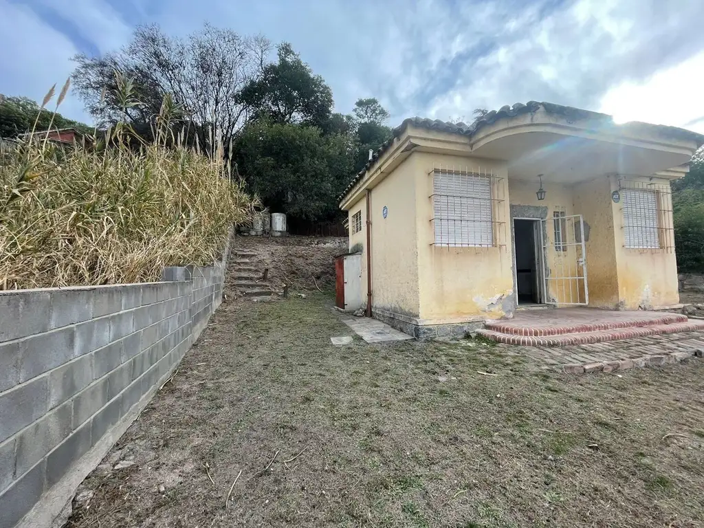 VENTA CASA EN RIO CEBALLOS A REMODELAR