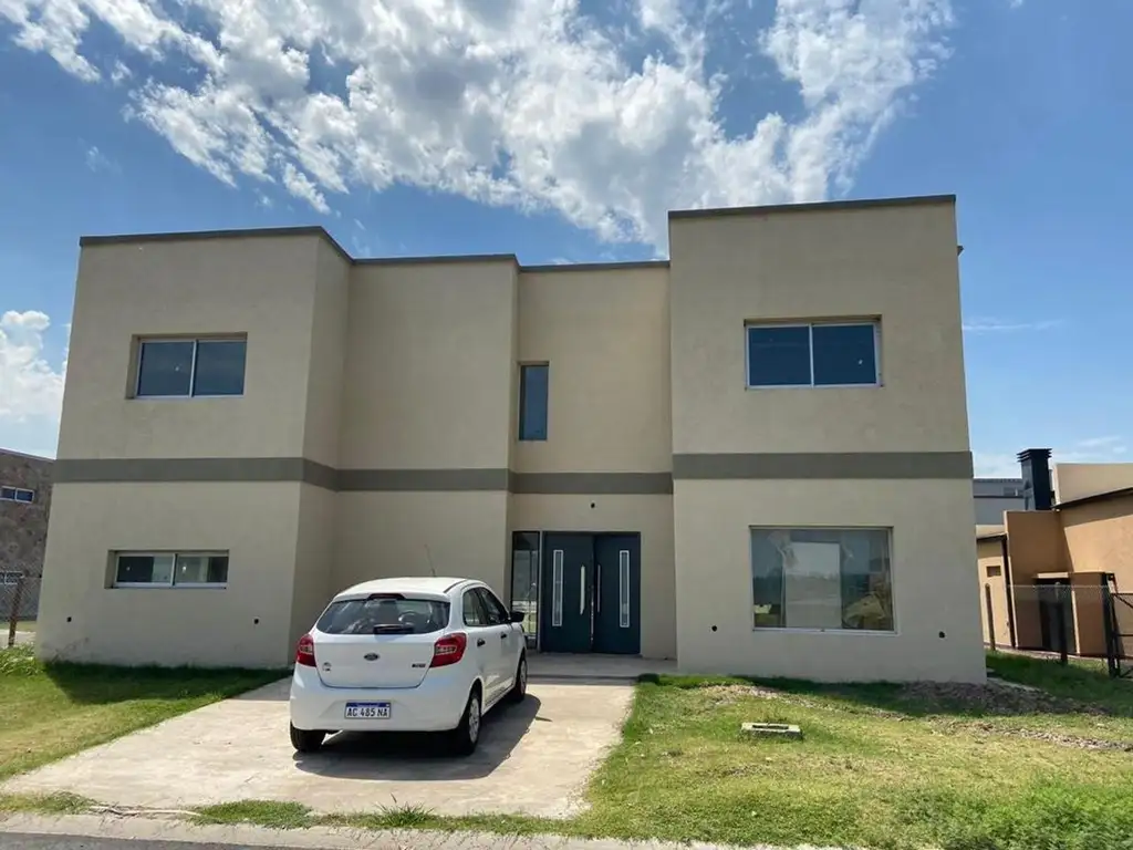 Casa en Las Casuarinas Premium. 3 dormitorios OPORTUNIDAD