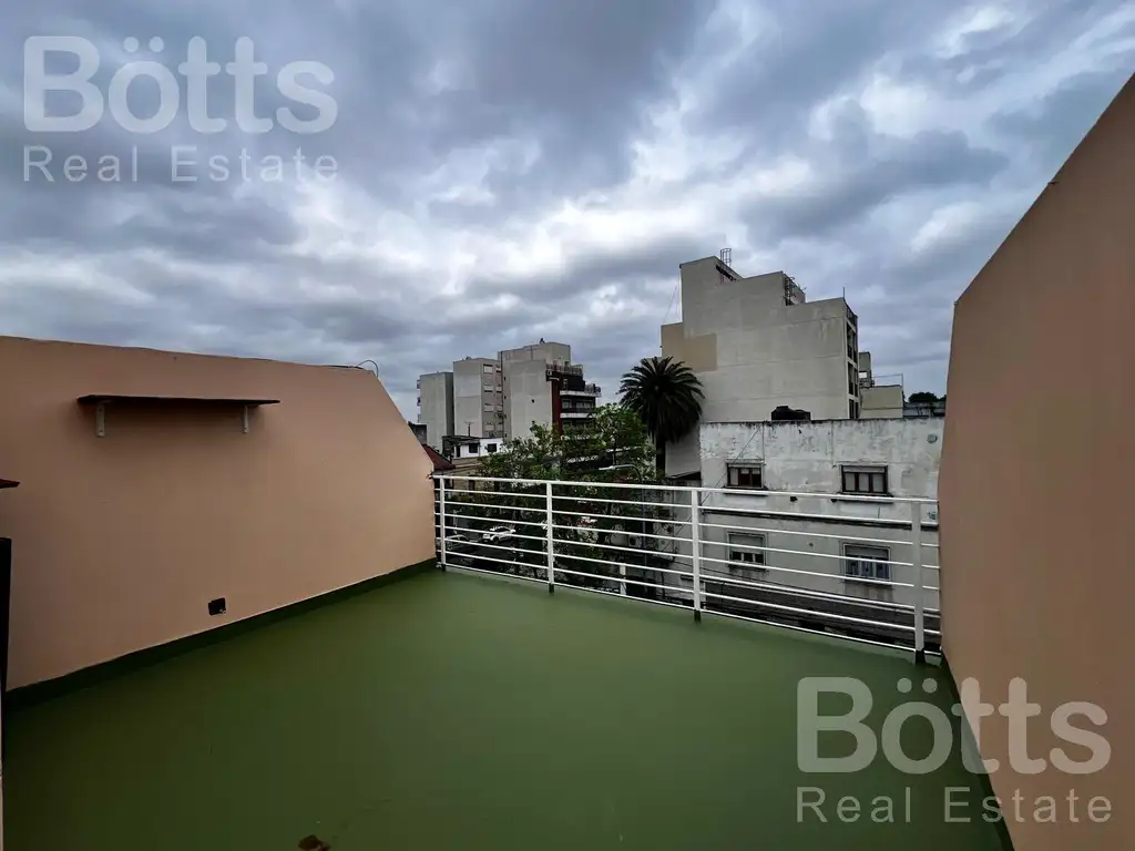 VENTA TRIPLEX  2 AMB CON TERRAZA - MONTE CASTRO