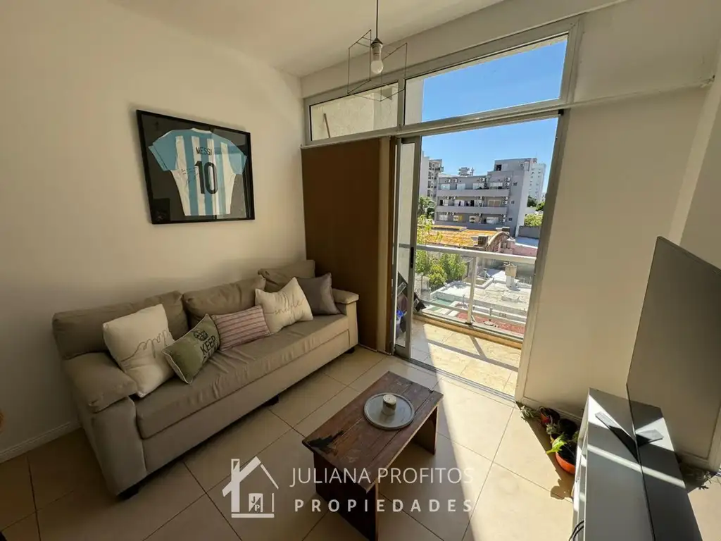 Loft 2 ambientes en venta Bernal Centro