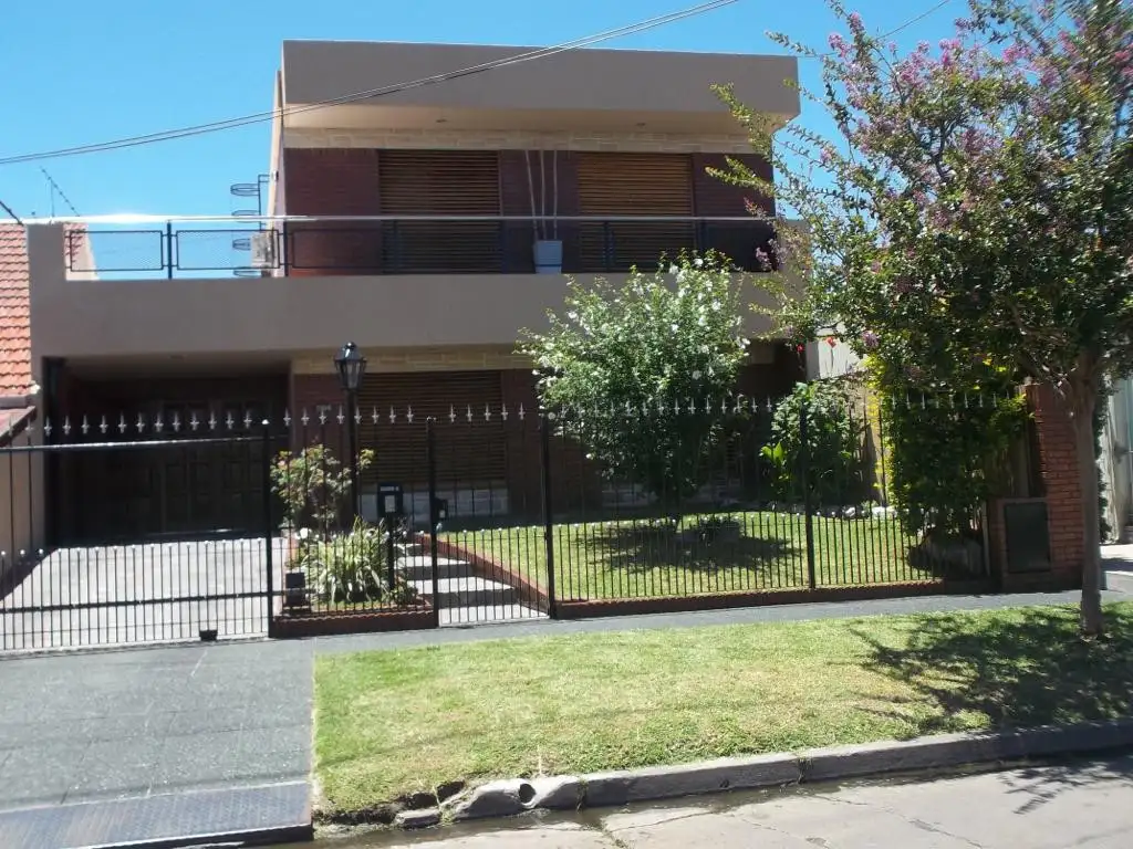 Casa en venta Barrio Parque Calchaqui