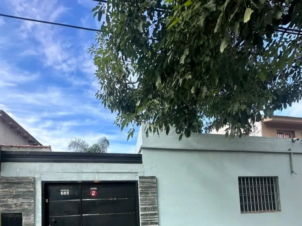 VENTA PH TIPO CASA 2 DORMITORIOS MERLO