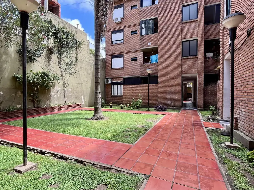 Departamento 2 dormitorios en venta cochera en centro Rosario