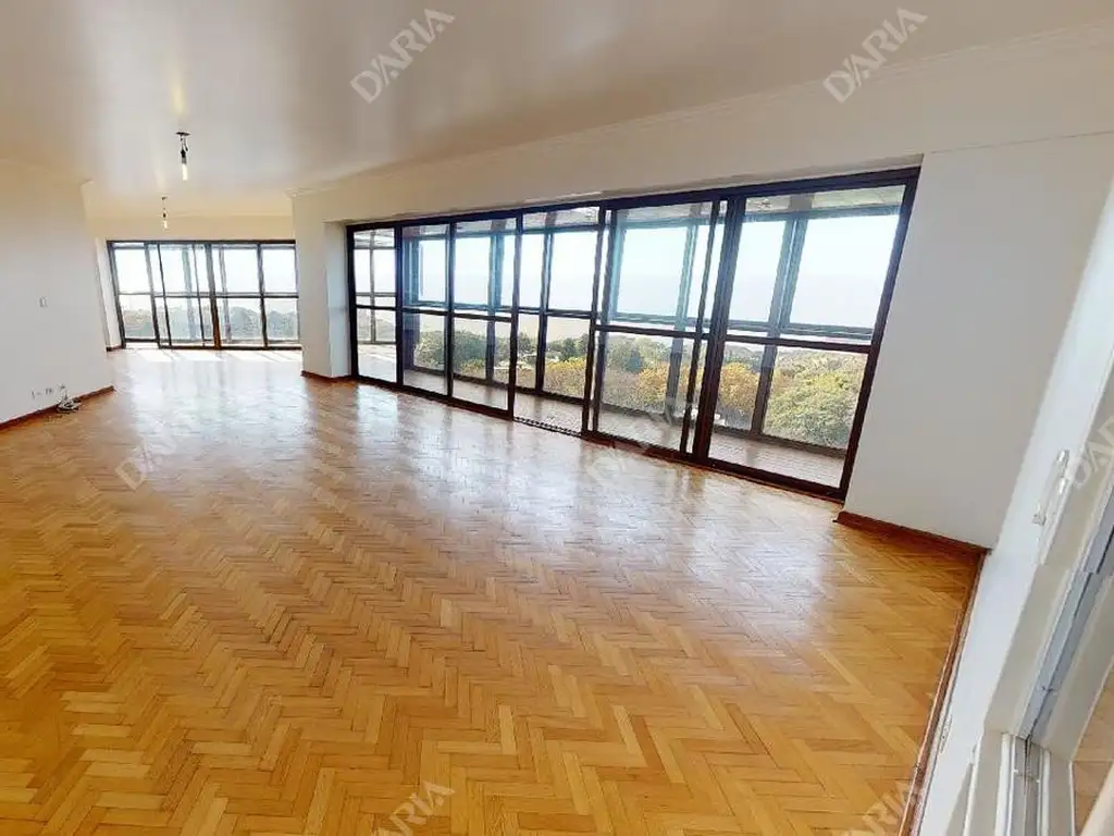 Venta departamento de 4 ambientes en La Lucila, con plena vista al río