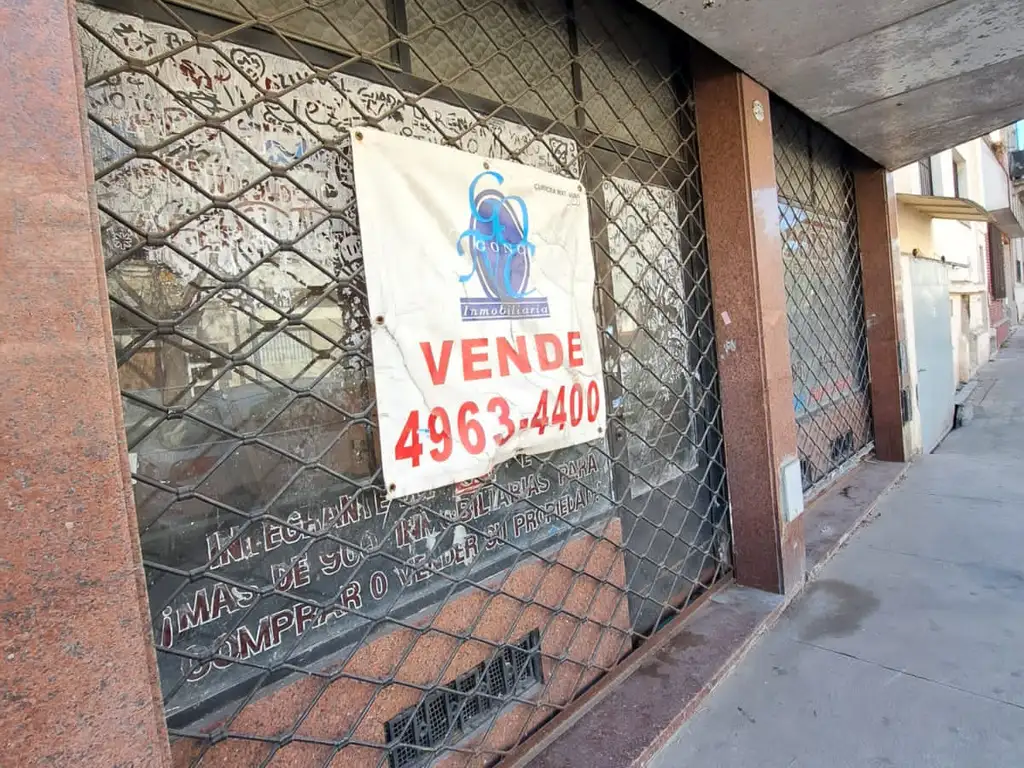 Local en venta en Parque Patricios