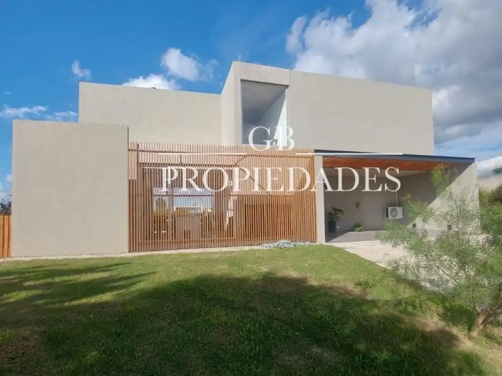 Venta de Casa 4 AMBIENTES en San Sebastián, Escobar