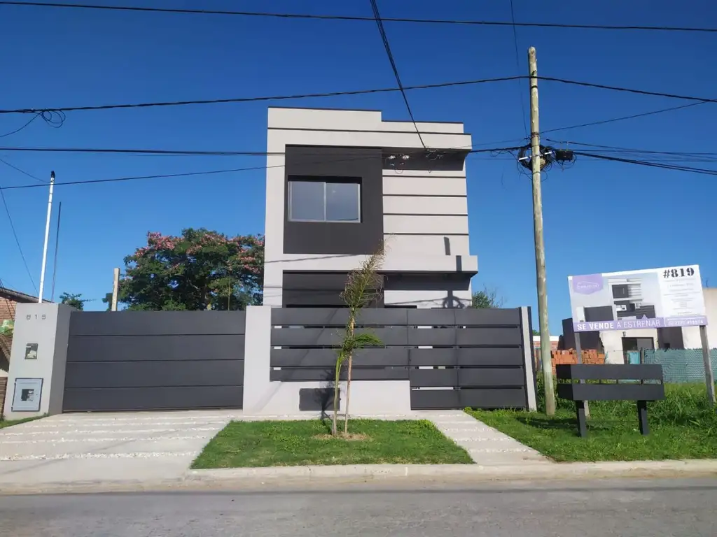 Casa en venta en Azcarate 800 - Lobos - Inmuebles Clarín