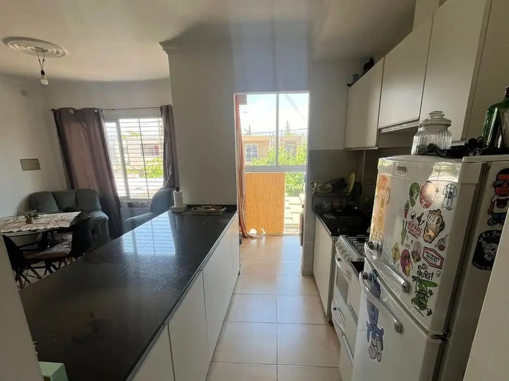 VENTA DPTO 2 HAB. 1 BAÑO  COCHERA EN GUAYMALLEN