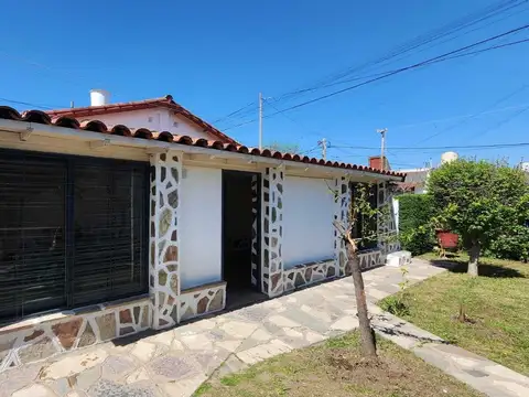 Casa  en Venta ubicado en Mariano Acosta, Merlo, G.B.A. Zona Oeste