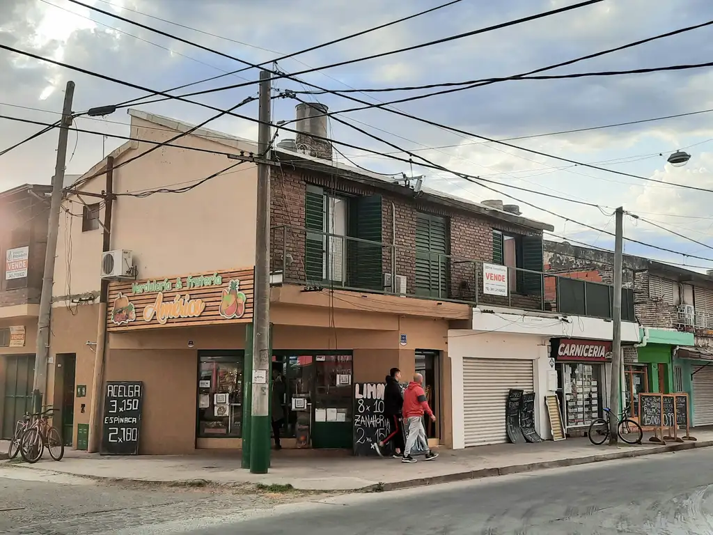 Casa dos dormitorios en Planta Alta