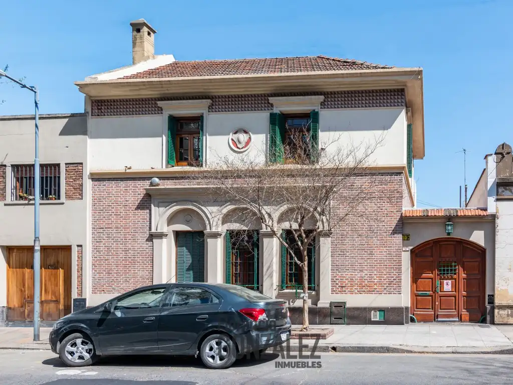 VENTA DE CASA 3 AMBIENTES + DEPENDENCIA EN VILLA LURO