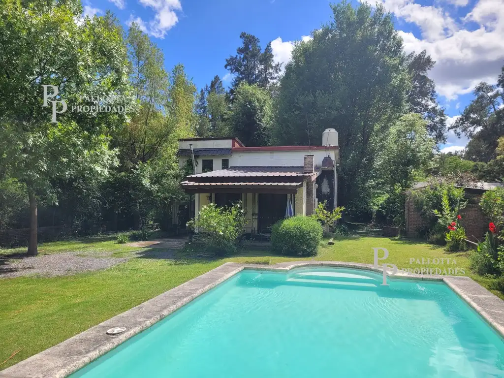 Casa en Dique Lujan con salida al canal