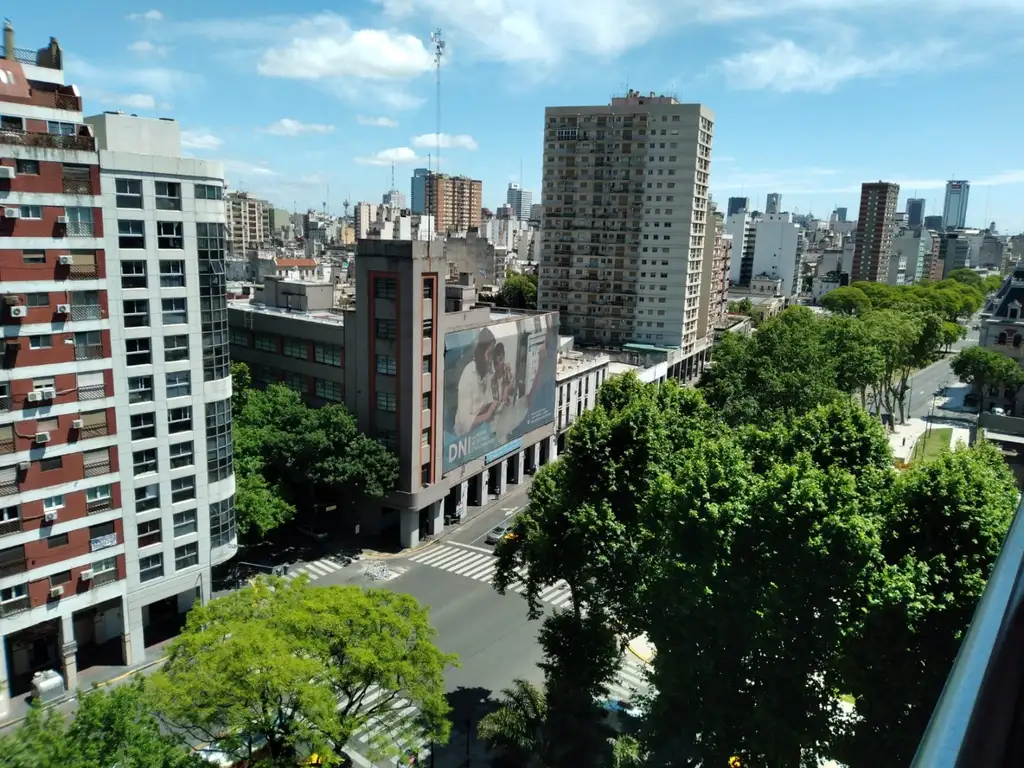 HERMOSO DEPARTAMENTO EN SAN TELMO CON EXCELENTE VISTA