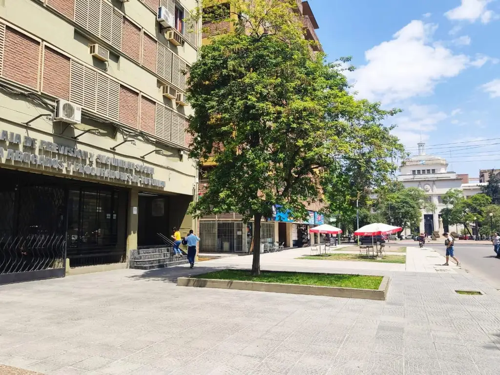 Oficina en Barrio Sur zona Tribunales