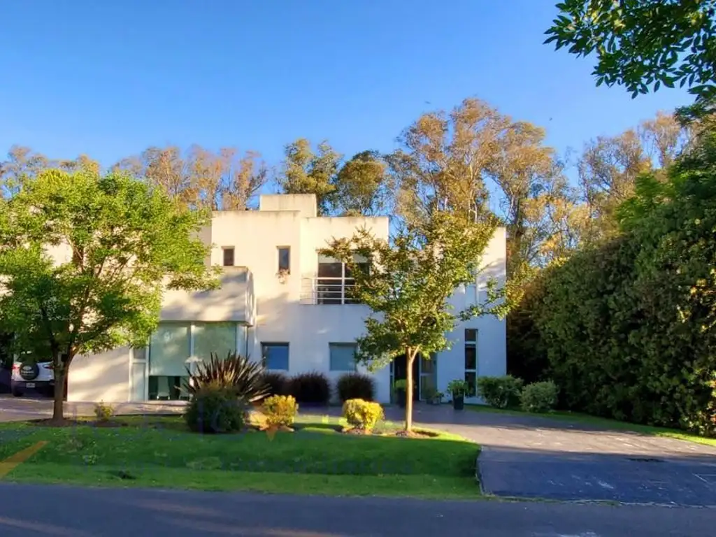 Casa en venta en Barrio Santa Ana Moreno