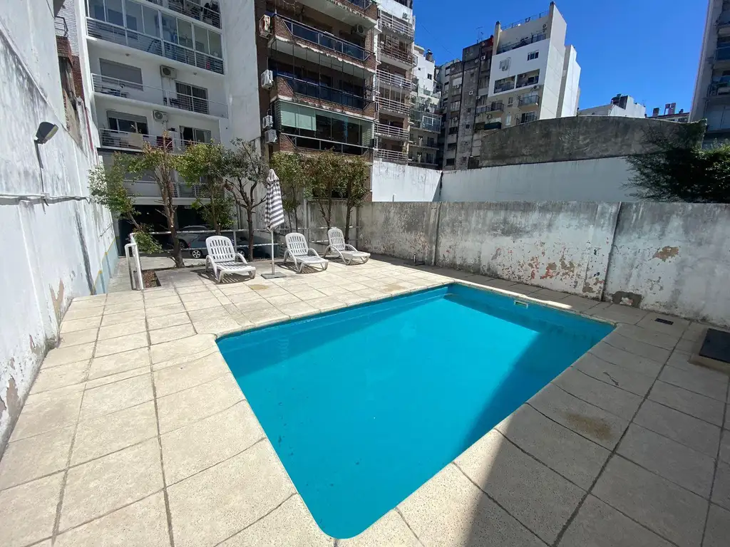 Departamento en  Hermoso Piso de 4 Ambientes con Parrilla y Jacuzzi Privado en Balcón -