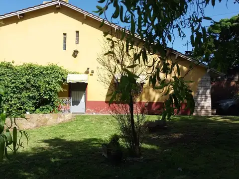 Venta Casa Quinta 4 Ambientes Santa Celina