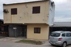 VENDE CASA 2 PLANTAS B° LOS PROFESIONALES(MOLINA PUNTA)