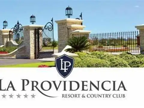 Lote al golf en Country La Providencia, Canning, Ezeiza - Foto 0