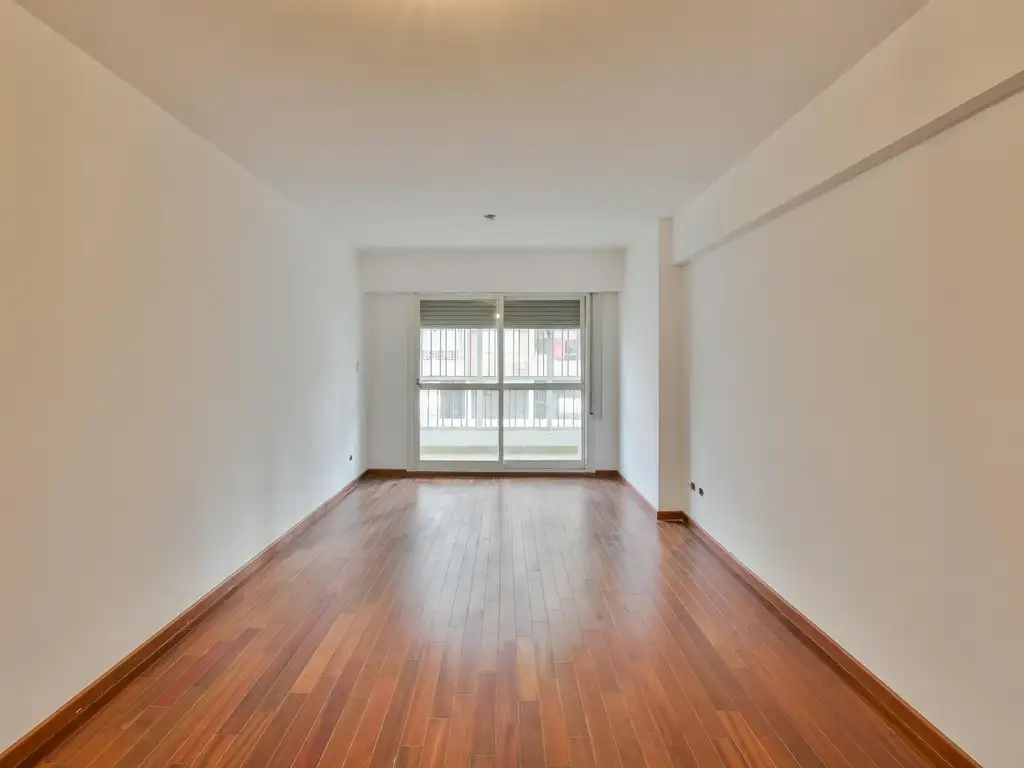 VENTA - Departamento 3 Dormitorios con cochera - Centro , Rosario.