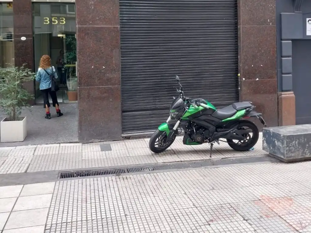 LOCAL 100 mts, gastronómico en el centro de Buenos Aires