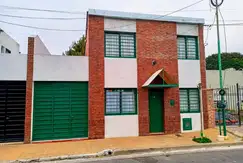 Dúplex en venta - 1 dormitorio 3 baños - Cochera - 109mts2 - Villa Elvira, La Plata
