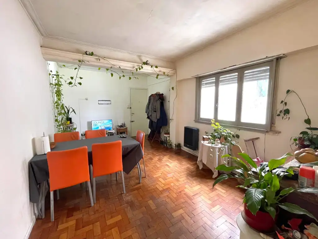 Departamento a la venta de un dormitorio en calle 42 y 2