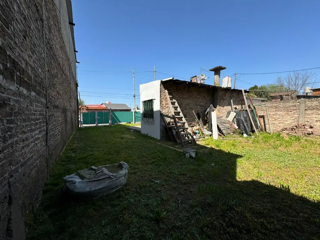 Terreno con Galpón en Venta en San Miguel