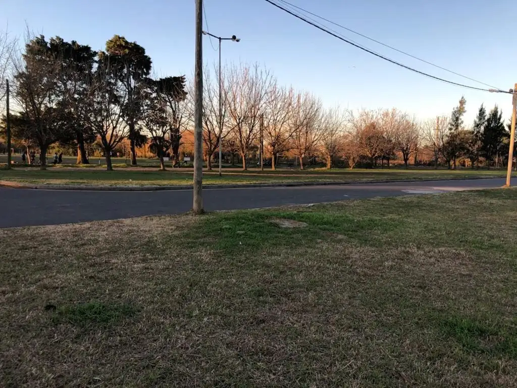 Lote en "El Portal de la Avenida"