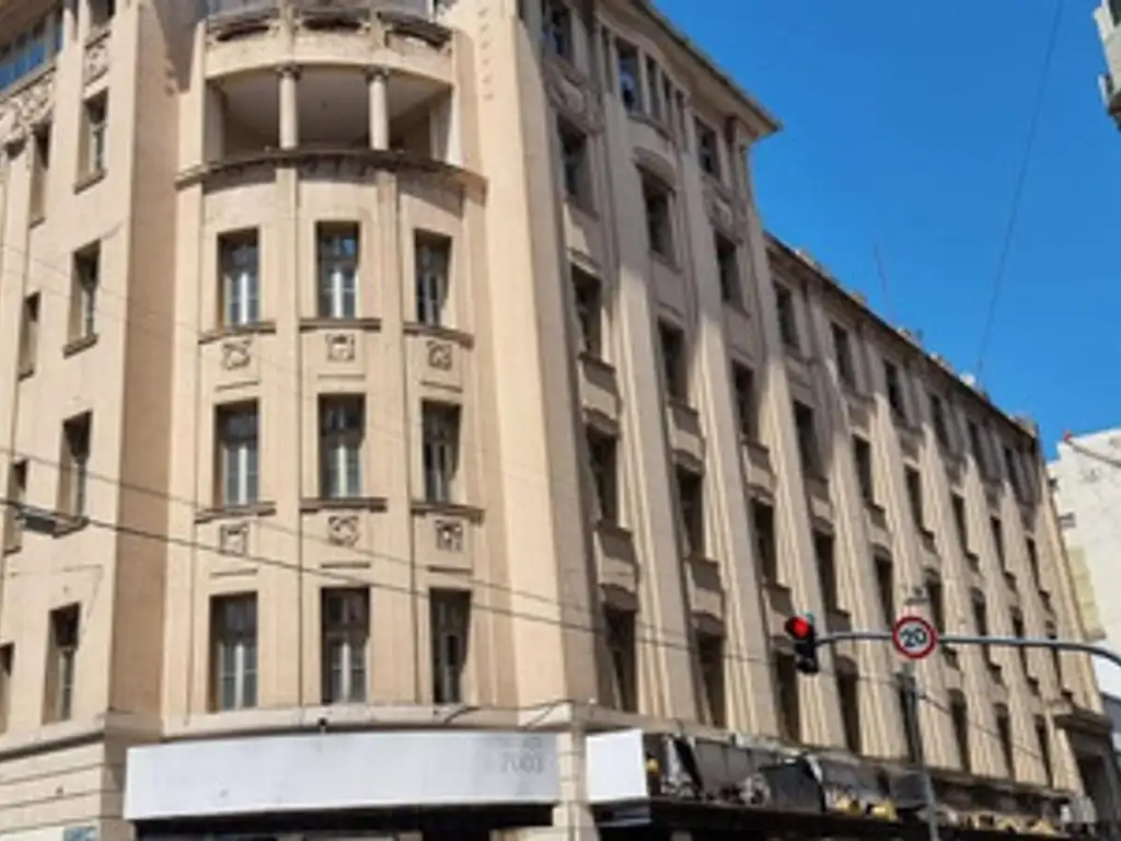 Alquiler, Edificio Artdeco Reciclado  5 Pisos con 4270