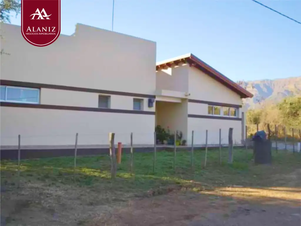 OPORTUNIDAD IMPERDIBLE. CASA EN VENTA CON GAS NATURAL