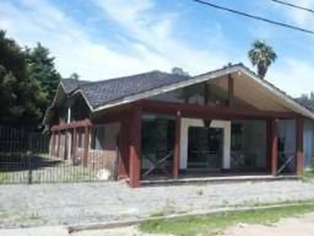 EXCELENTE LOCAL EN VENTA CON RENTA