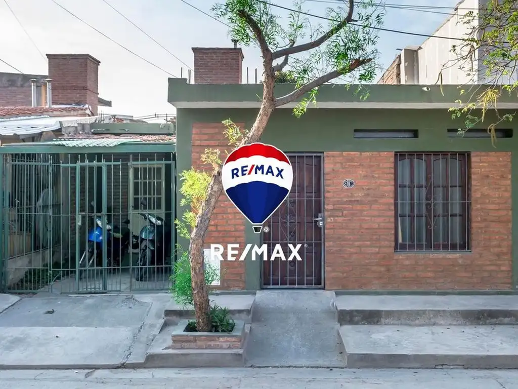 CASA 3 DORMITORIOS EN VENTA BARRIO SAN NICOLÁS