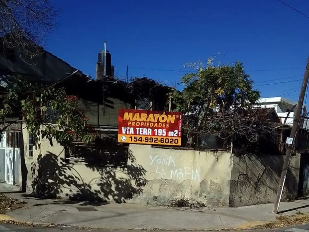 VTA TERRENO en la esq de DR CASCO y SARAVIA c/fte de 27 mts