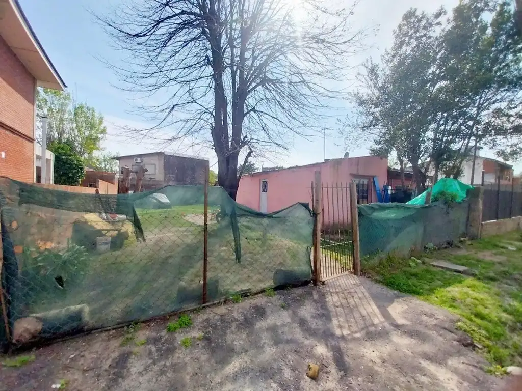 VENTA TERRENO CON CASA PRECARIA