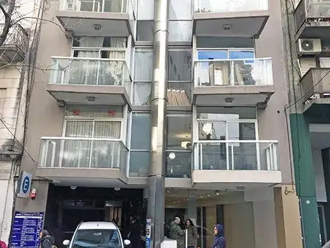 Venta de Garage Comercial de 48 cocheras en F.de Medicina - Foto 0