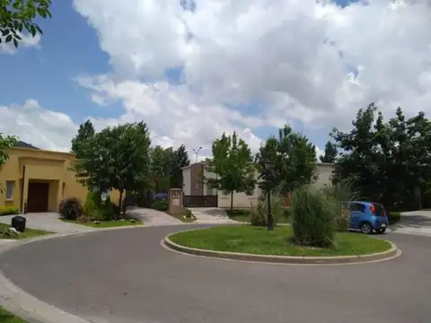 Casa en Venta en Pilar Del Este - 4 dormitorios