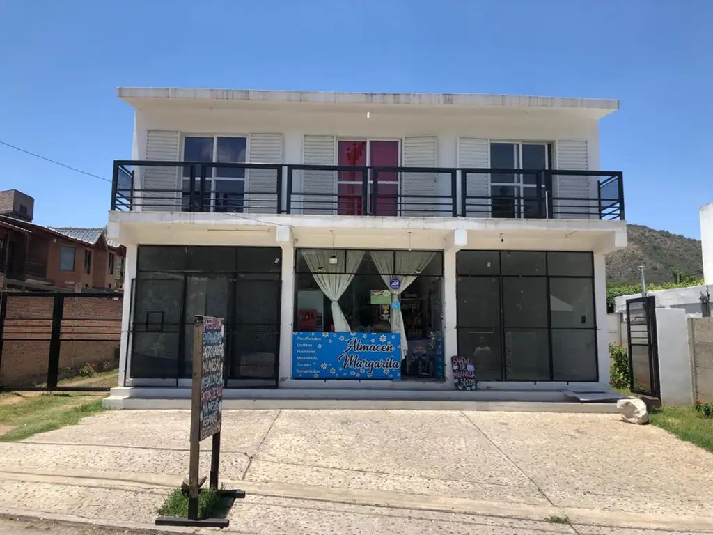 VENTA COMPLEJO LOCALES VILLA CARLOS PAZ CON