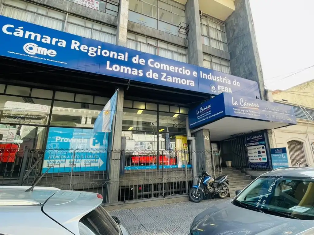 OFICINA EN ALQUILER EN LA MEJOR ZONA COMERCIAL