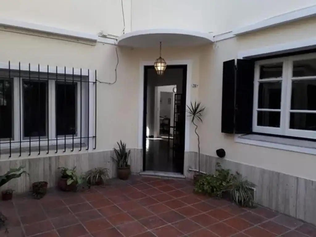 Ph en venta de 4 ambientes. Zona Vicente López