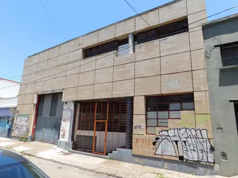 Venta Excelente Galpón Industrial Villa Gral Mitre!