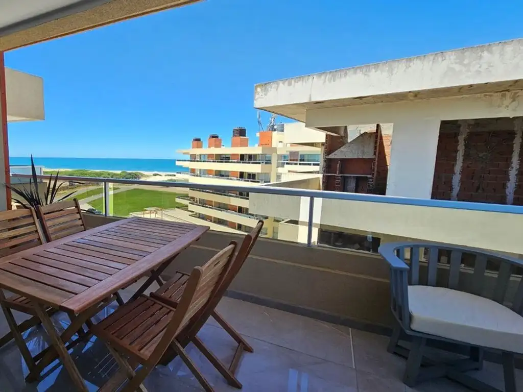 Departamento Premium 3 ambientes frente al mar