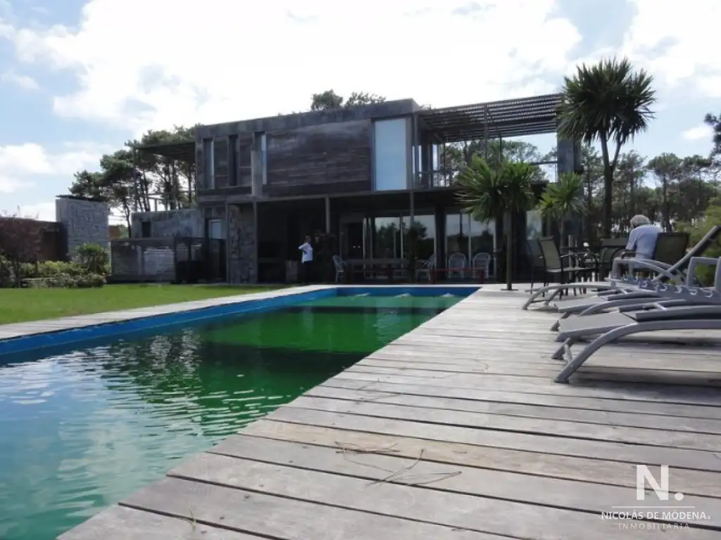 Vende casa en Rincón del Indio - Punta del Este de 3 Dormitorios.